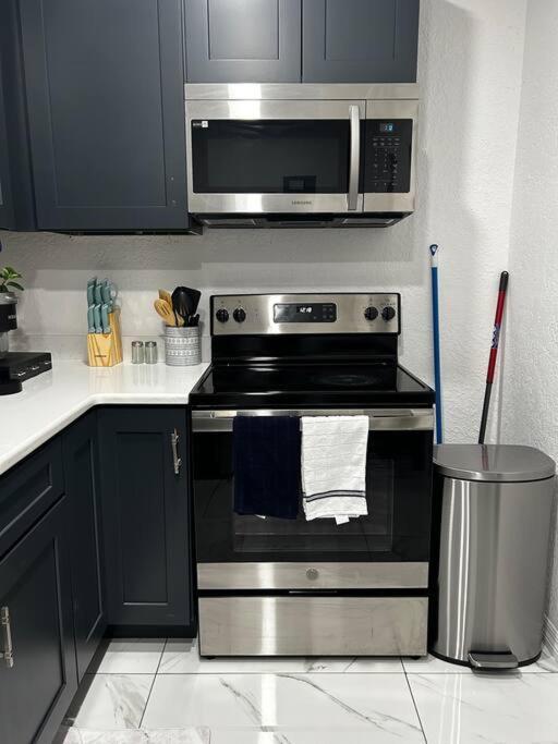 Private Studio Suite In Central Orlando With Full Kitchen 外观 照片